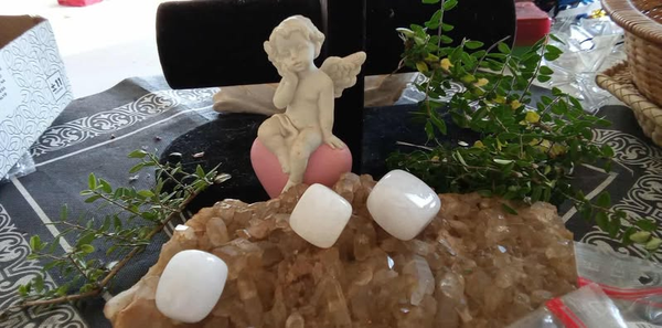 pierre roulee jade blanc A