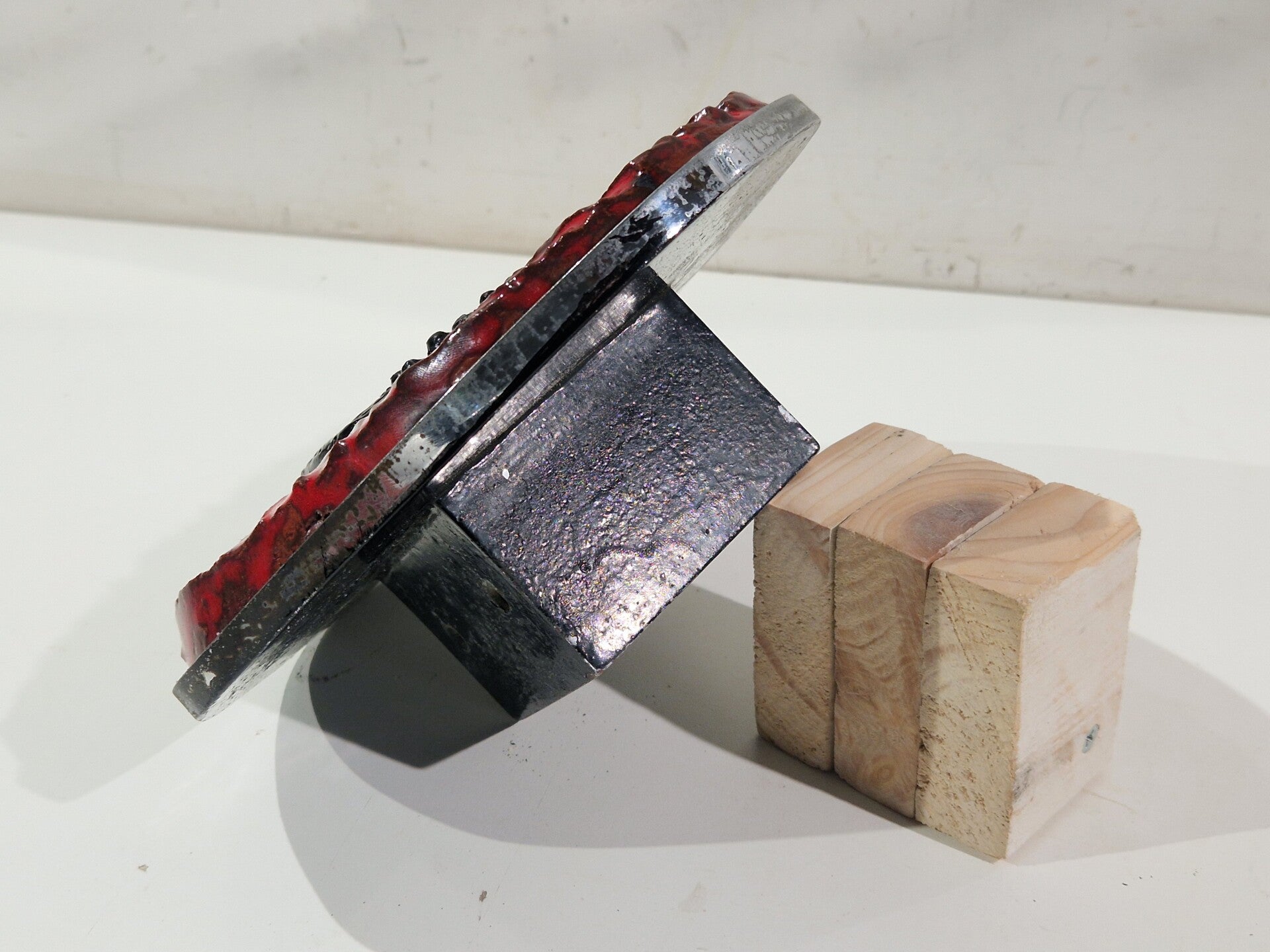 Keramiek deurgreep perignem amphora,  bloem motief