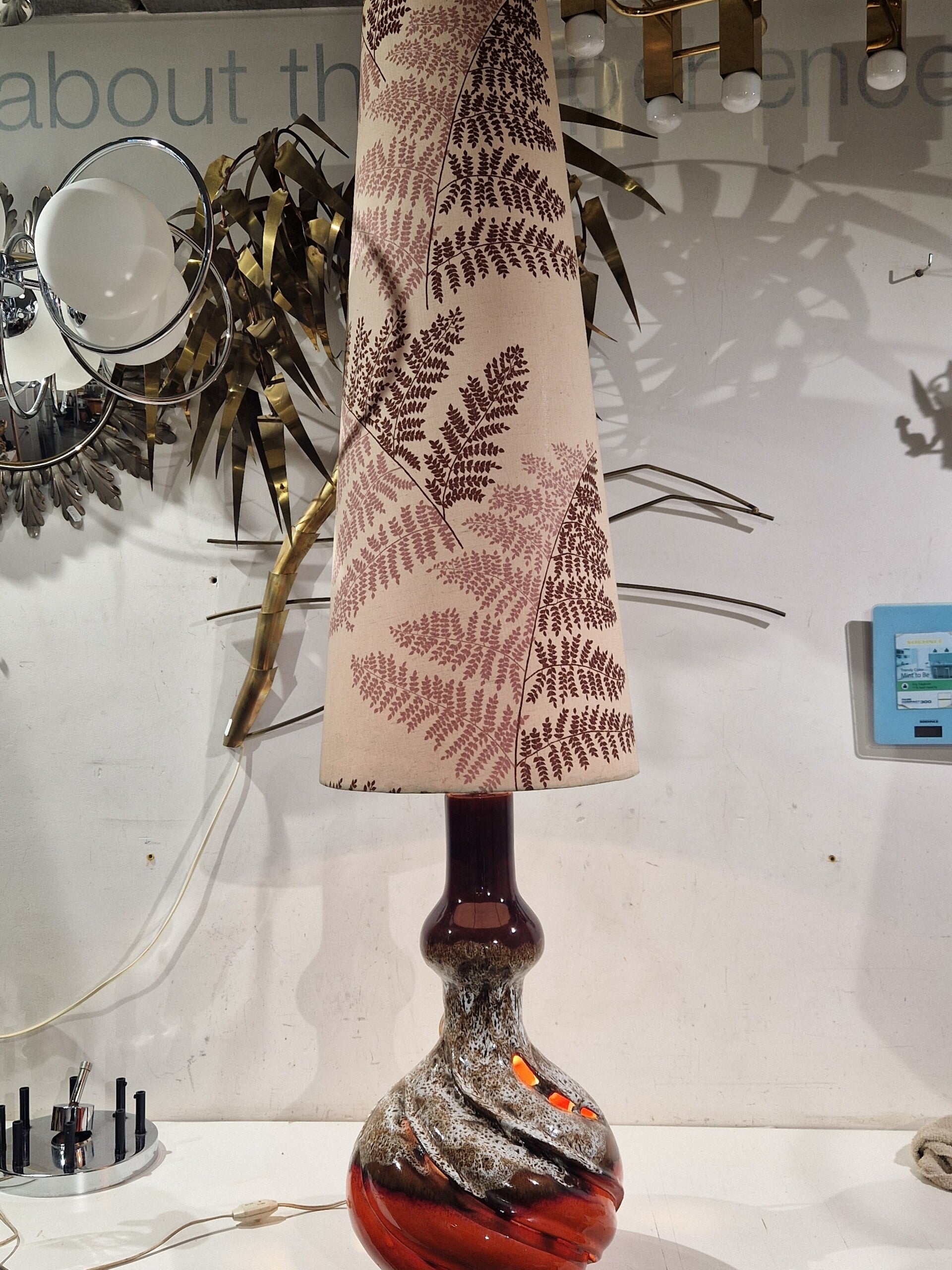 Keramiek lava staanlamp , 132cm hoog , 2 lampen