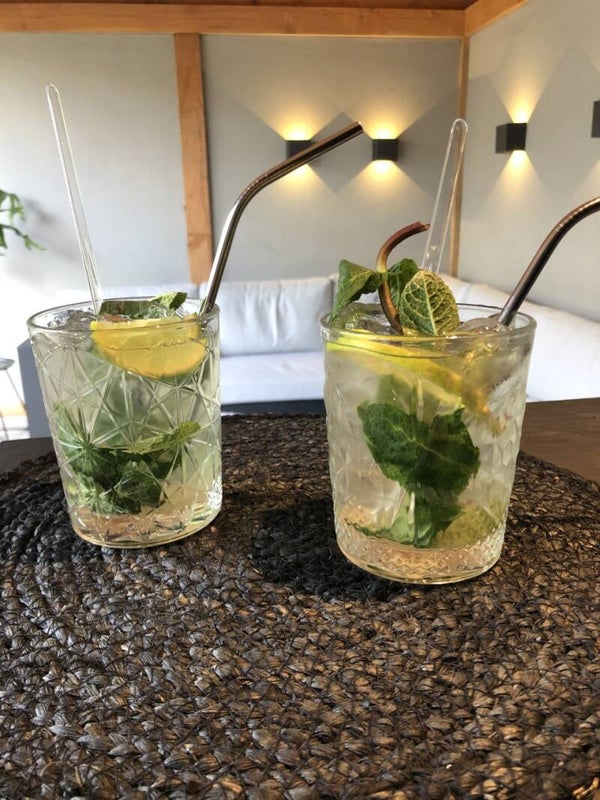 cocktail bar