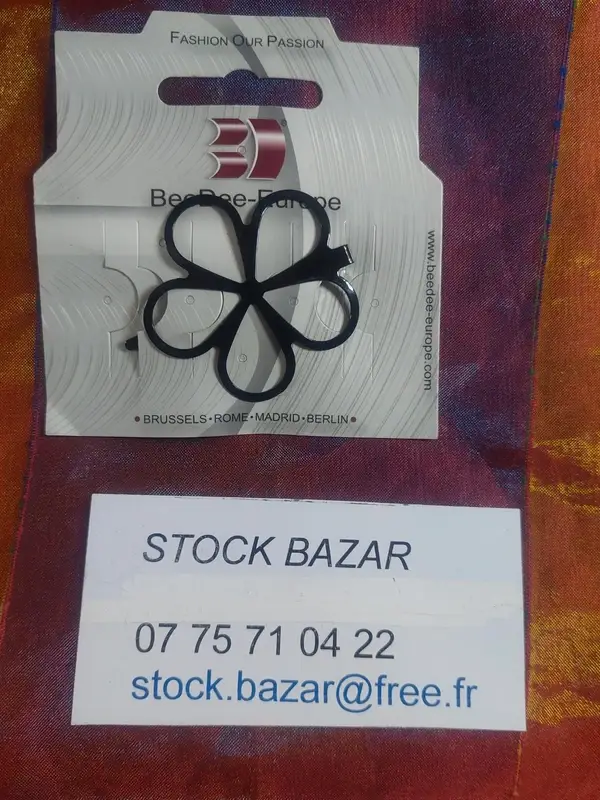 Barrette pince épingle modèle fleur