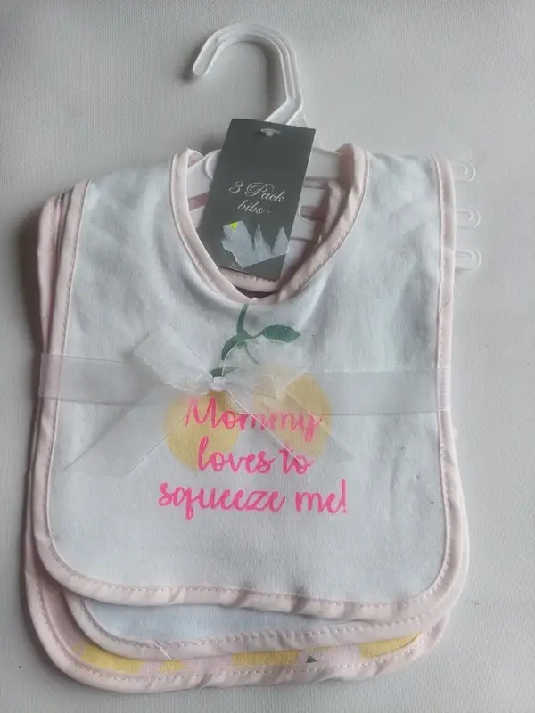 Lot de 3 bavoirs fille , rose et blanc