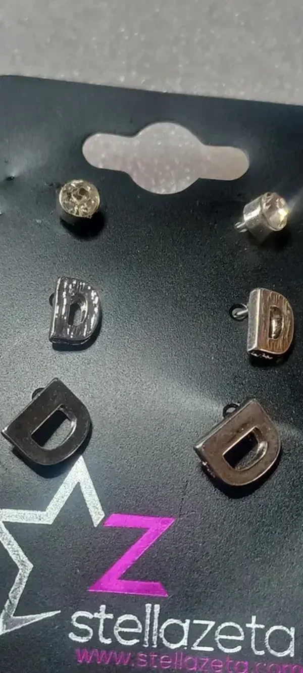 Boucles d'oreilles "D", diamant