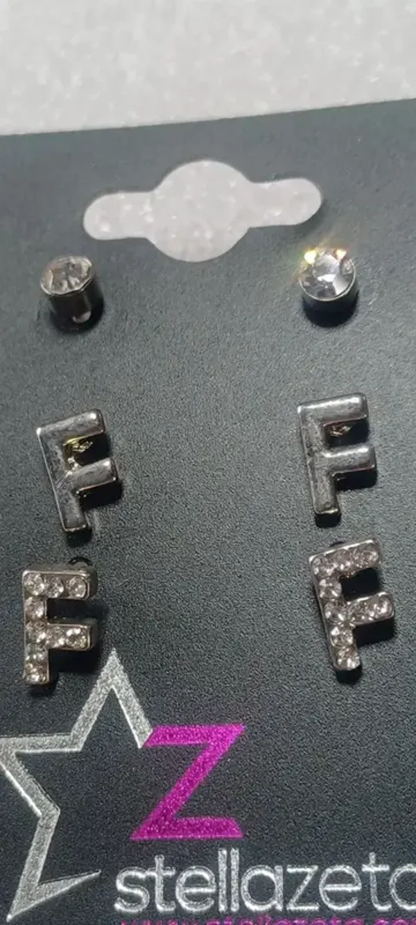 Boucles d'oreilles "F", diamant