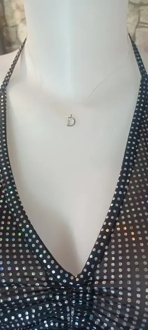 Collier "D"