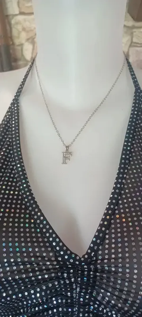 Collier petit "F" strass