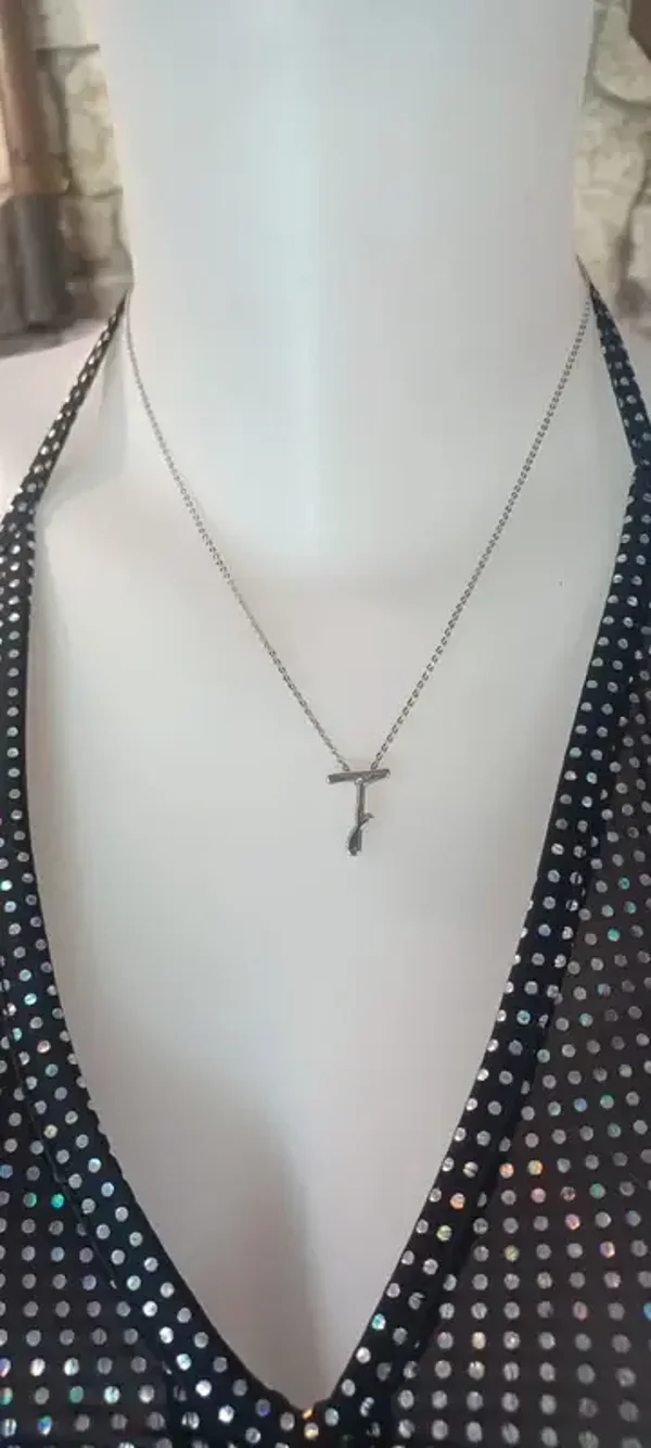 Collier "T"
