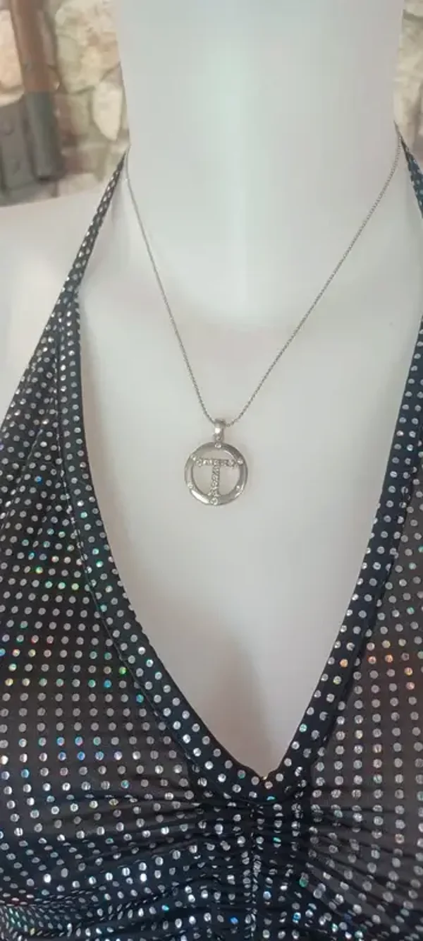 Collier "T dans cercle"