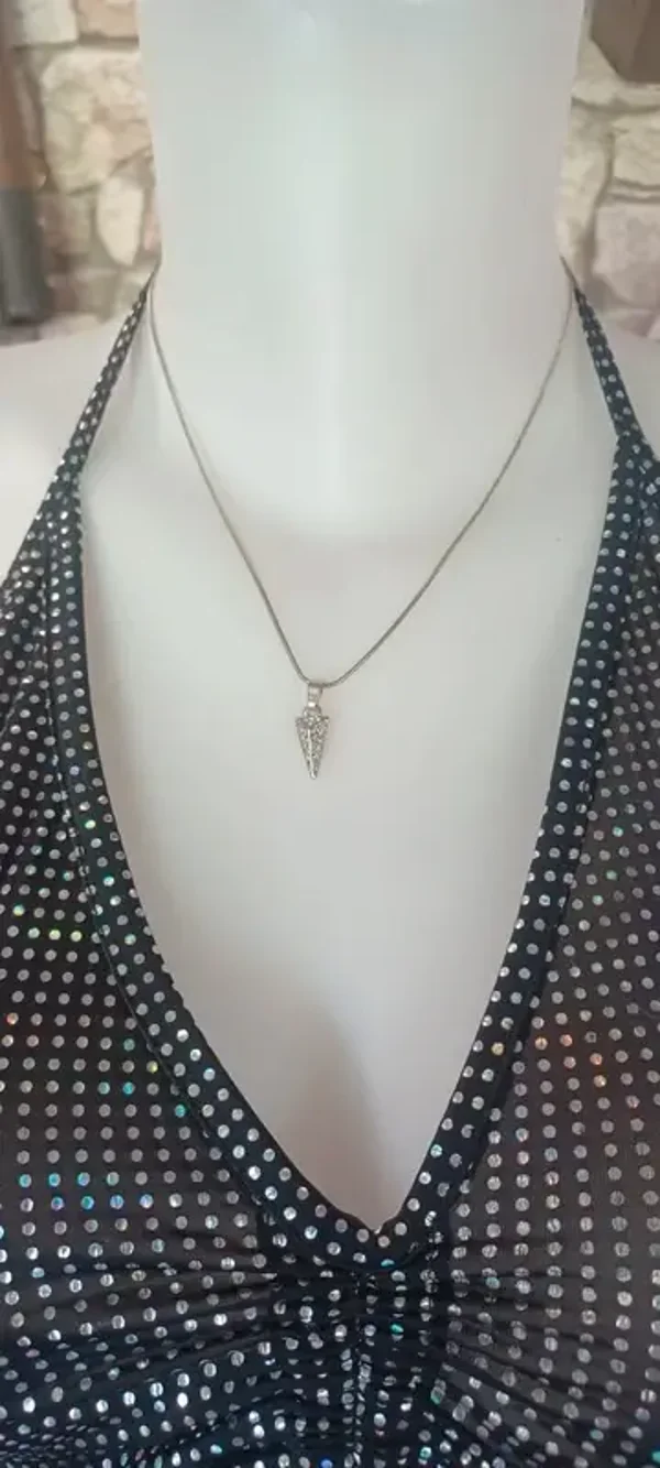 Collier "triangle"