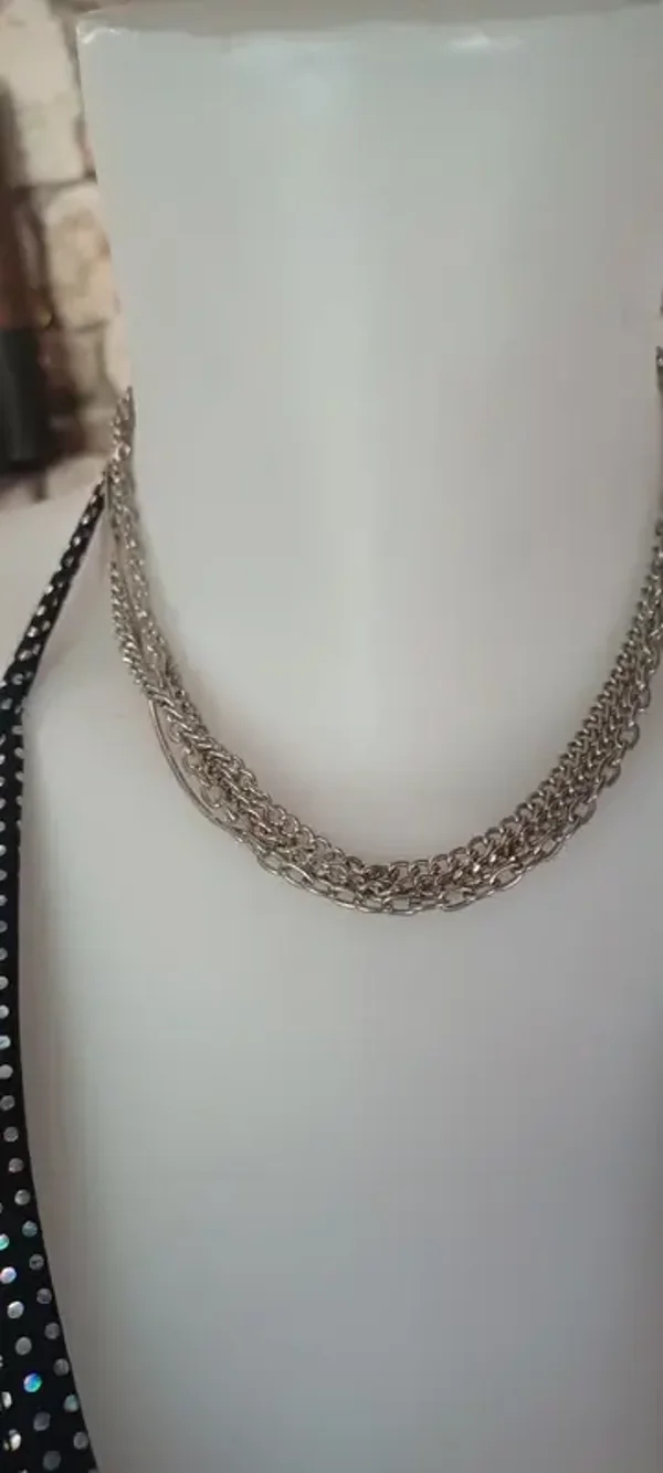 Collier "ensemble 4 chaînes"