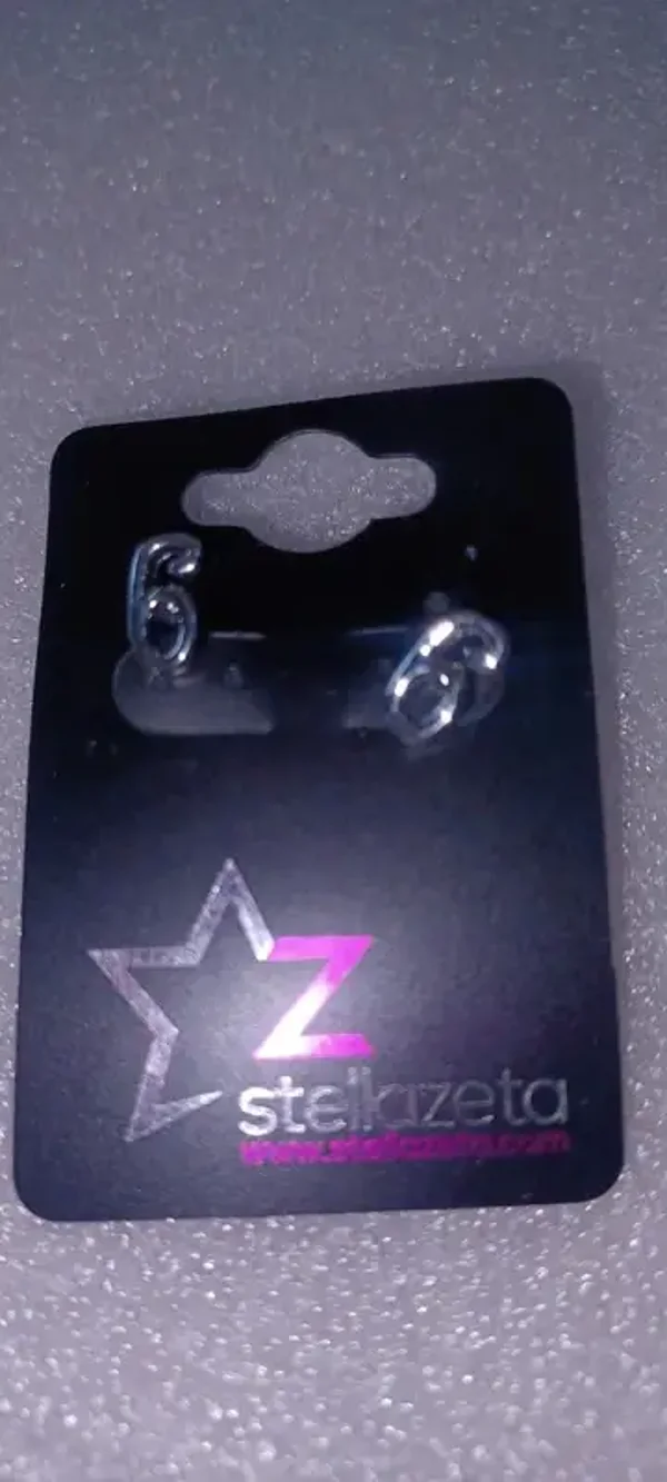 Boucles d'oreilles "6" argenté