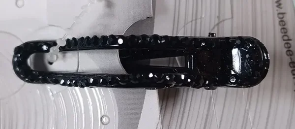 Pince crocodile avec strass noir