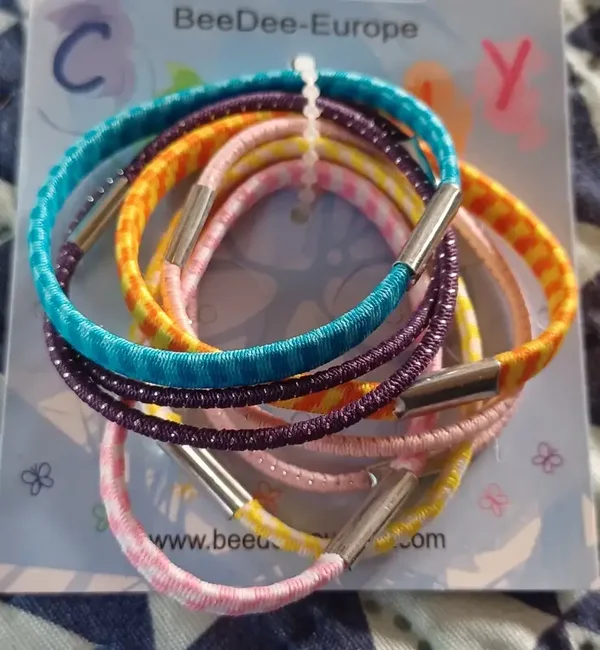 Lot d'élastiques multicolore