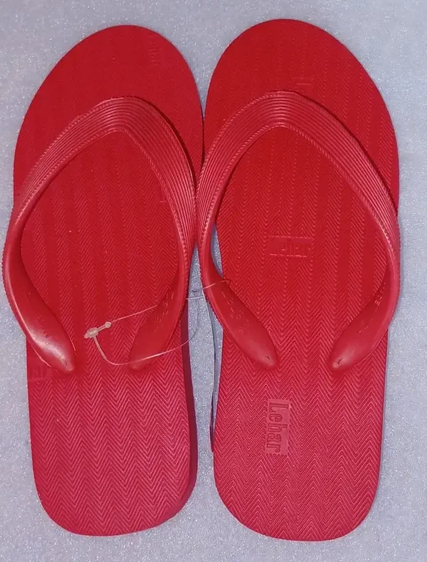Tongs rouges T3