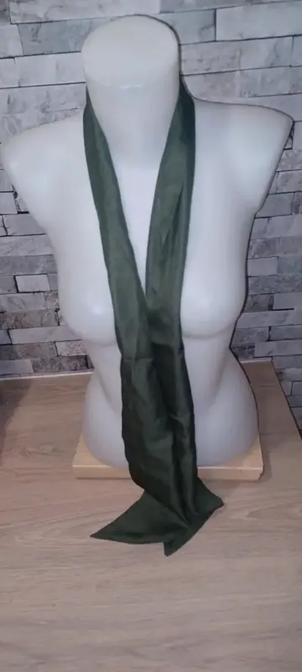 Écharpe vert kaki