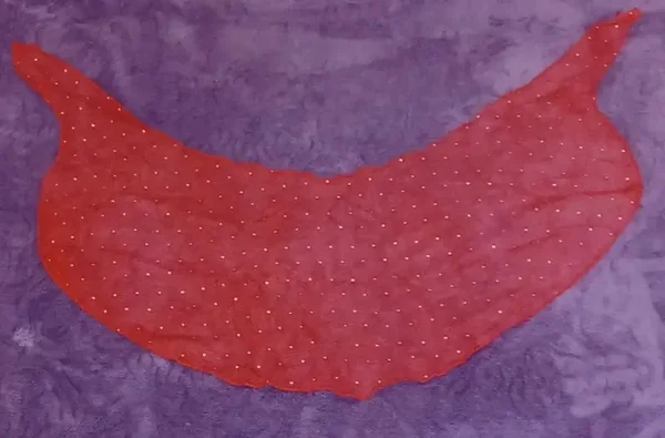 Foulard voilage rouge avec strass