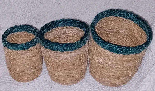Pots en jute vert
