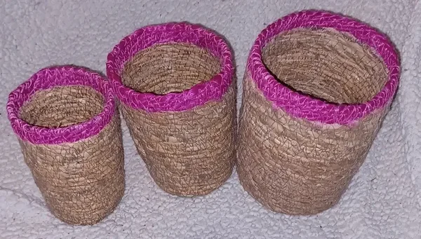 Pots en jute rose fuchsia