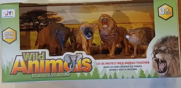 Figurine wild animals (lion)