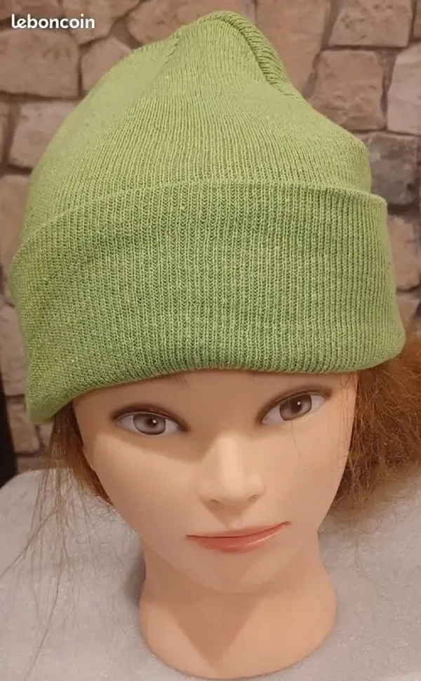 Bonnet vert pâle