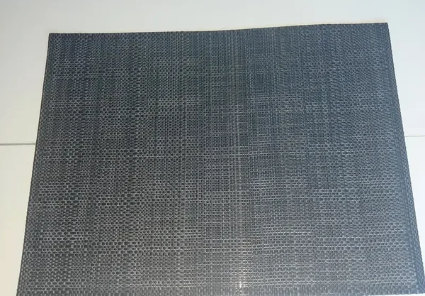 Set de table noir