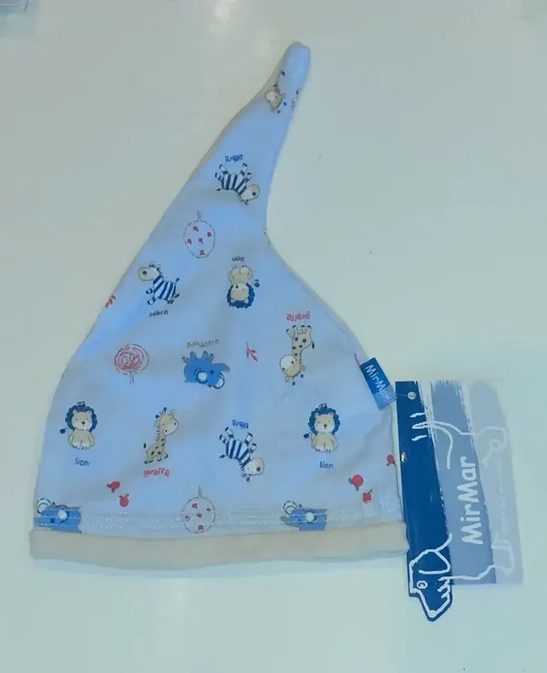 Bonnet bébé bleu avec animaux T38