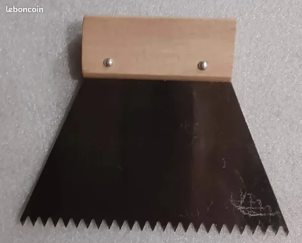Couteau à colle 15 cm