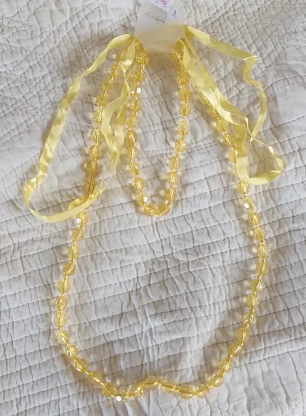 Long collier perles jaunes