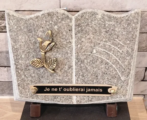 Plaque funéraire modèle 3