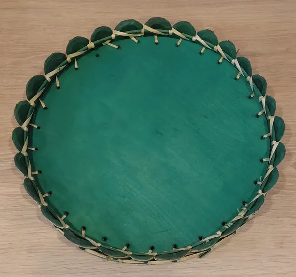 Plateau rond en bois vert