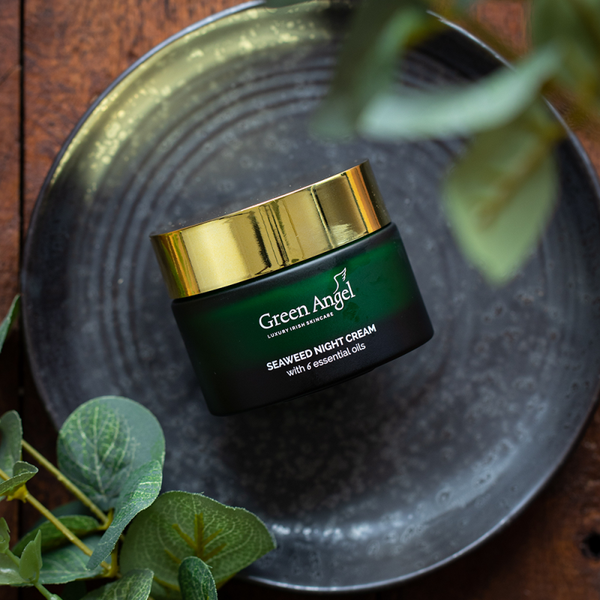 Night cream met 6 essentiële oliën