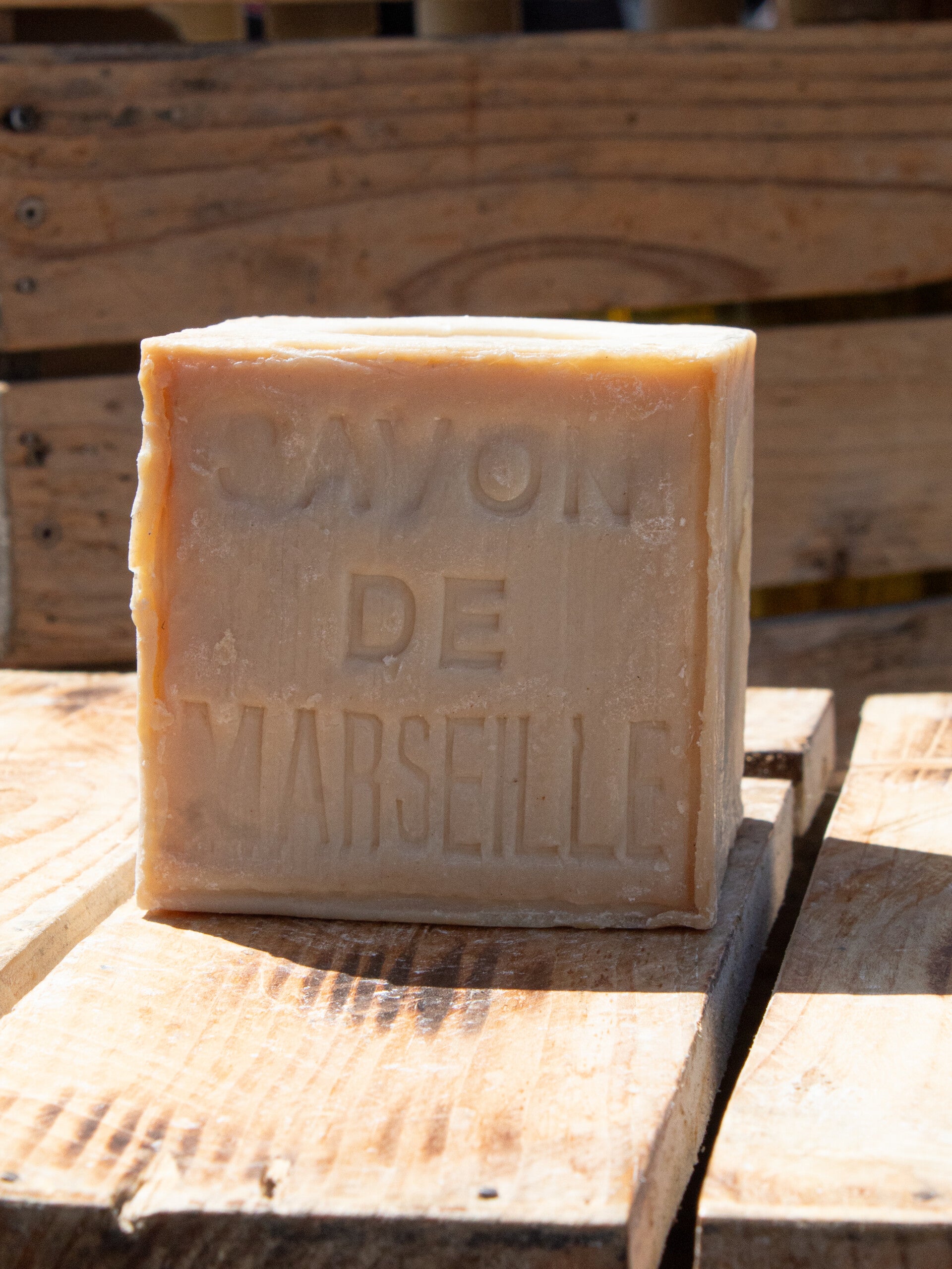 Cube blanc huile végétal 600 Grammes LE SERAIL