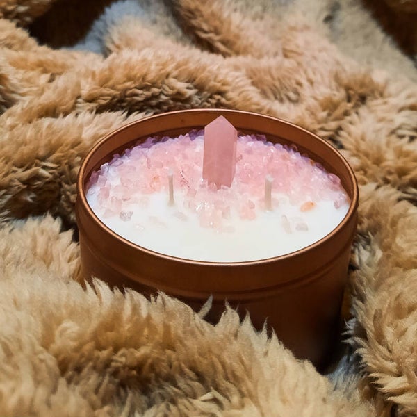 Rozenkwarts met dubbelpuntsteen in roséblik