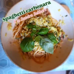 gezonde spaghetti carbonara met courgette en griekse yoghurt