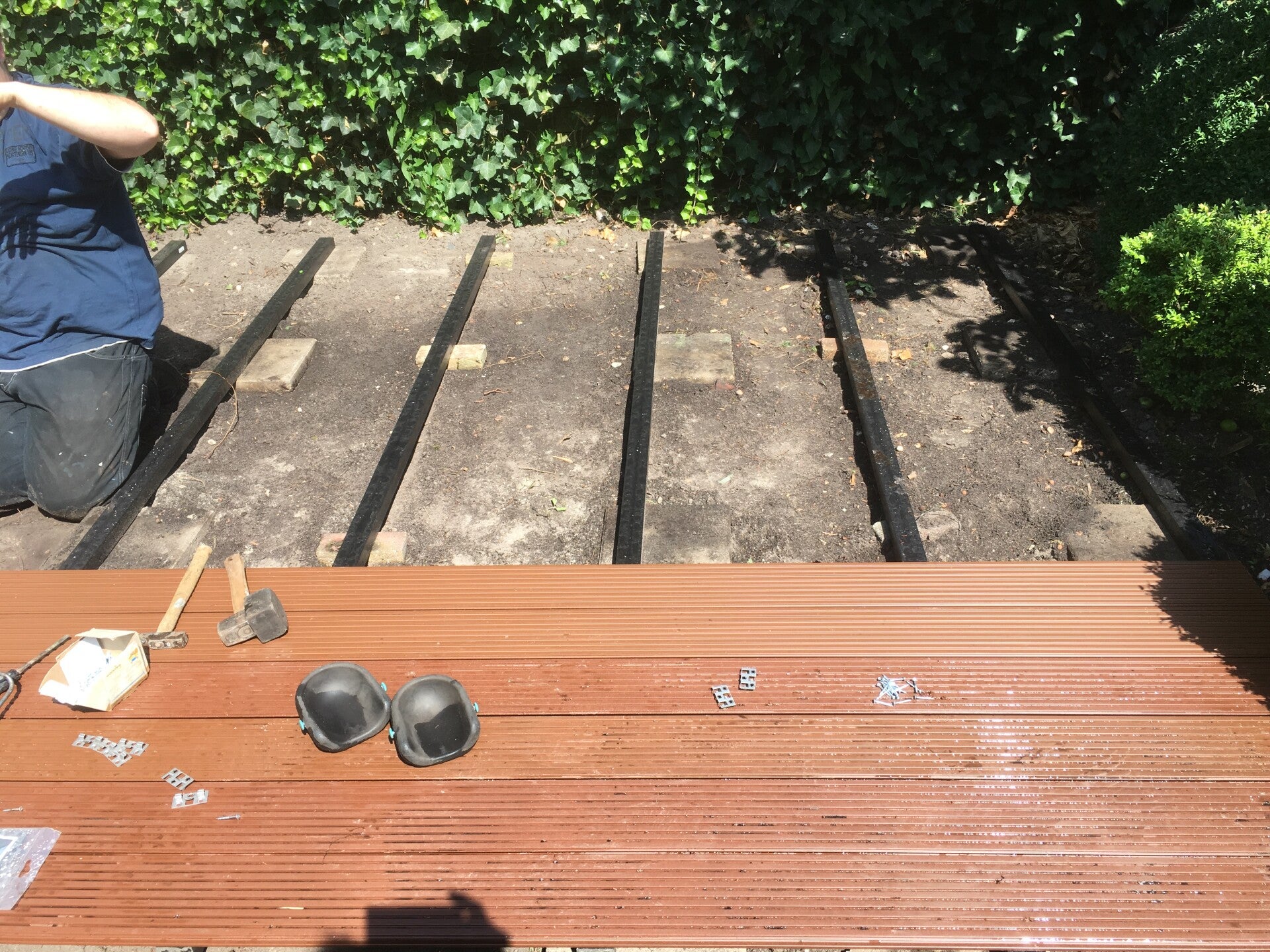 Onderhoudsarm terras aanleggen.