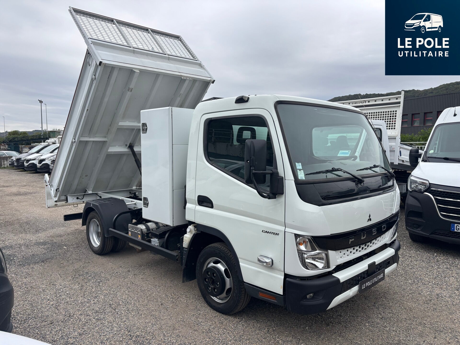 Fuso CANTER CCB 3C13 BENNE Basculante + COFFRE