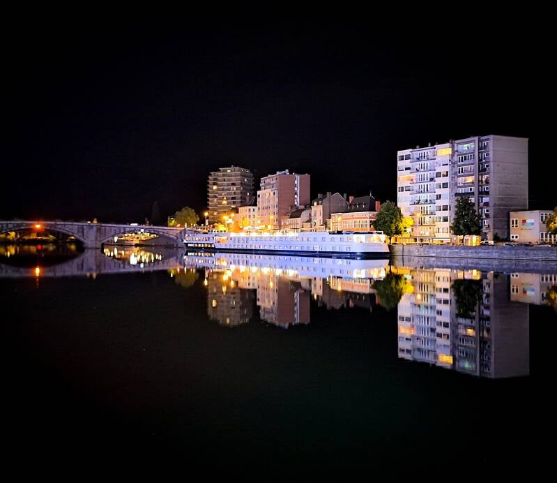 Reflets sur la Meuse - Huy