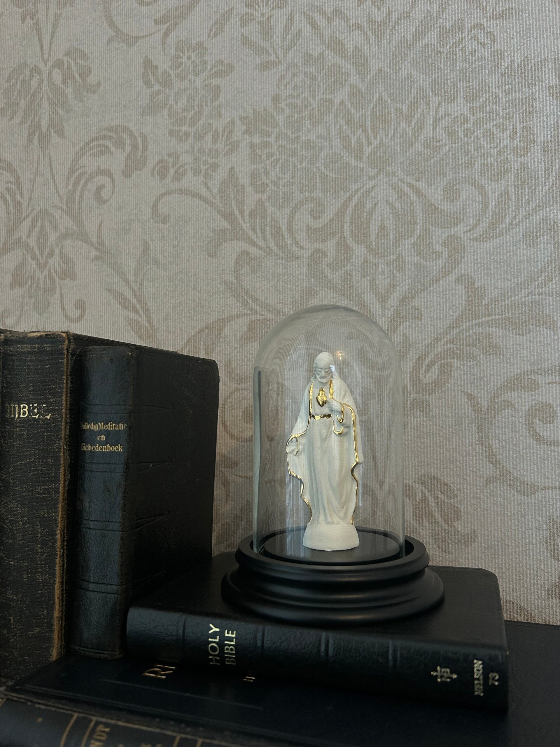 Jesus statue in dome