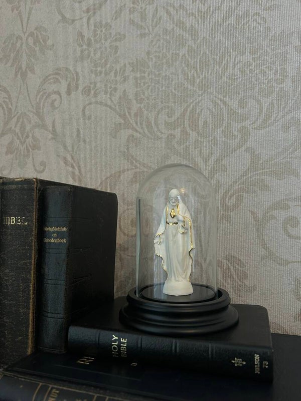 Jesus statue in dome