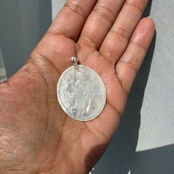 Kitsune Mother of pearl pendant s925