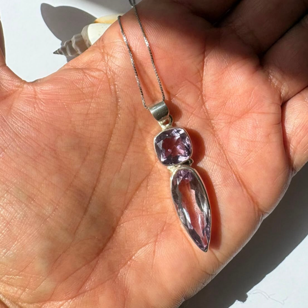 Thalassa Pendant