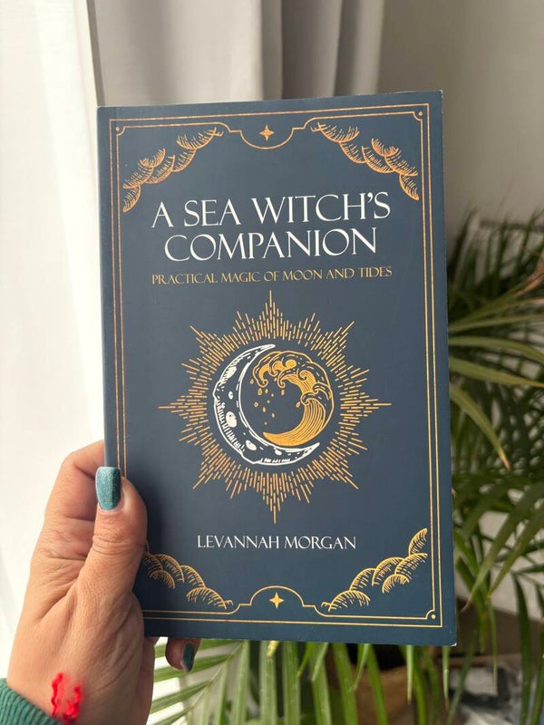 A sea witch’s companion