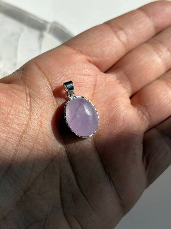 Lavender quartz pendant
