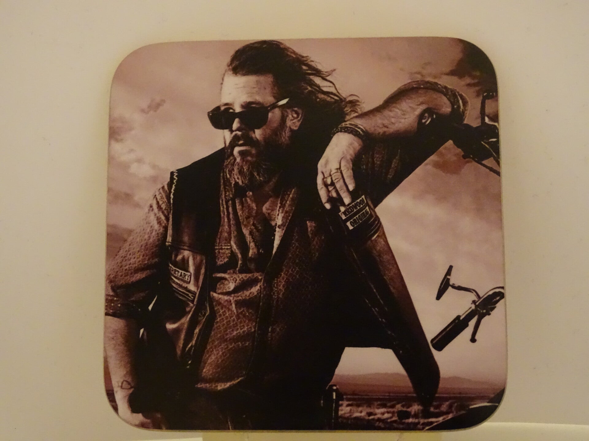 Coaster hard square Robert 'Bobby Elvis' Munson