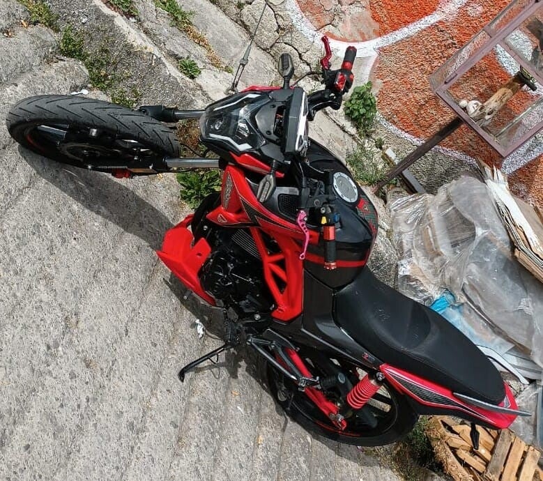Razzer GTR-200