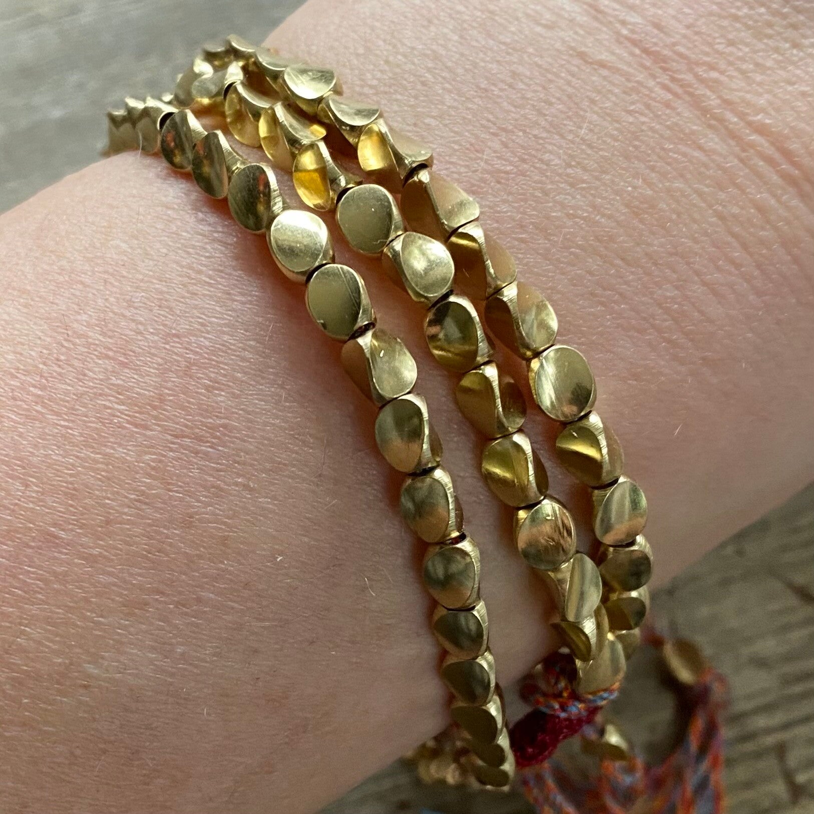 Bloemendans Koperen Armband - Versmelten van Energie en Esthetiek om je