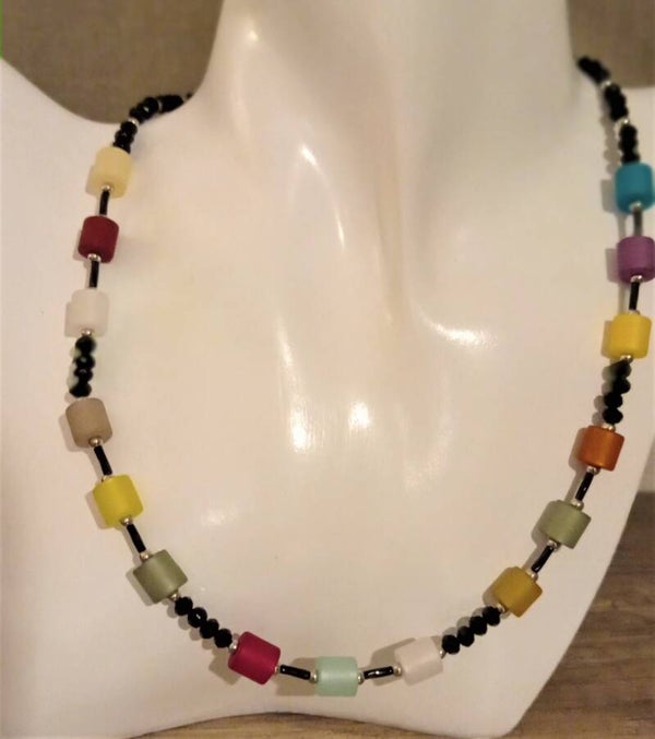 Collier Polarisröhren Schwarz / Bunt mit Schmuckbox