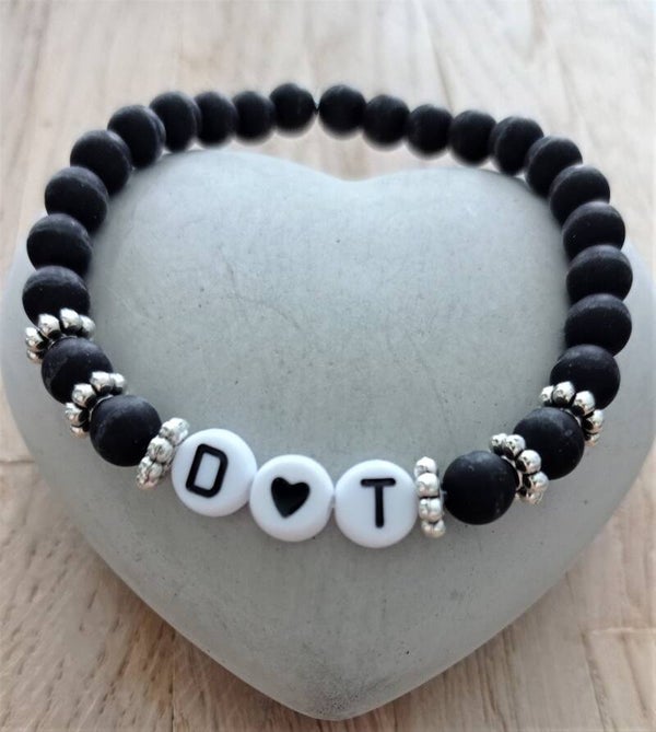 Armband Acrylperlen Schwarz Personalisiert