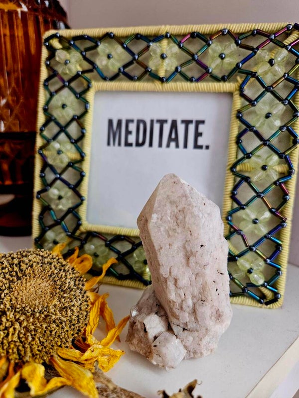Candle quartz specimen