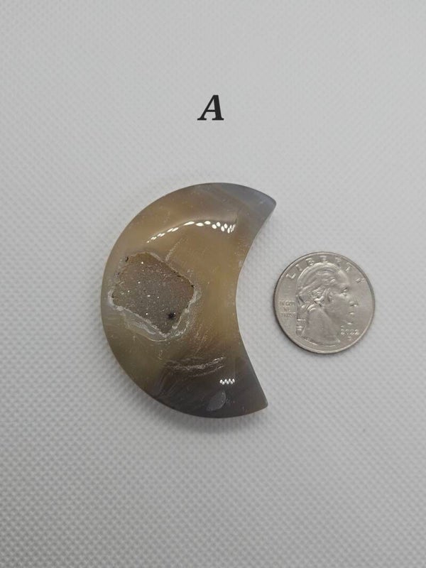 Agate moon